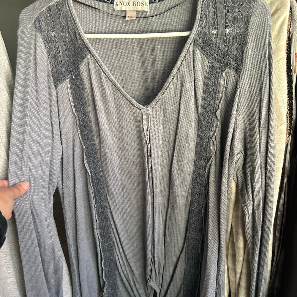 Knox Rose Blue and Gray Textured Top